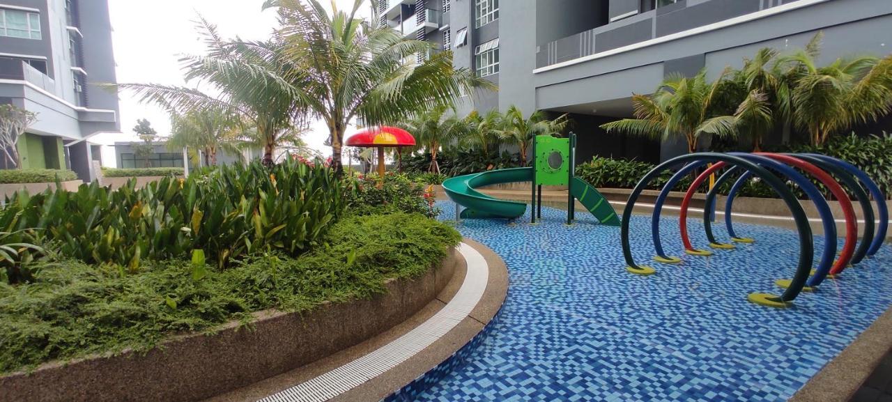 שאה אלאם Bukit Rimau Instagrammable 2 Bedroom Apartment With Pool View Up To 5 Pax מראה חיצוני תמונה