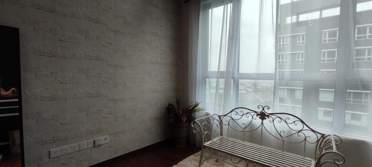 שאה אלאם Bukit Rimau Instagrammable 2 Bedroom Apartment With Pool View Up To 5 Pax מראה חיצוני תמונה